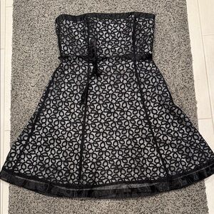 White House Black Market Black and White Label Silk-Look Top